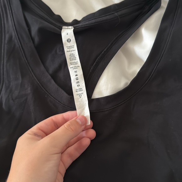 lululemon black tank top - Picture 2 of 3